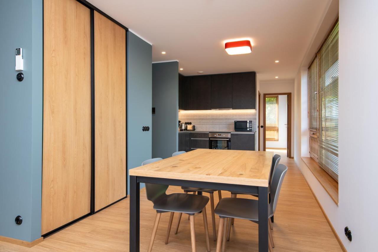 Self-Check-In Spacious 1 Bedroom Apartment With Free Parking Tallinn Exterior photo